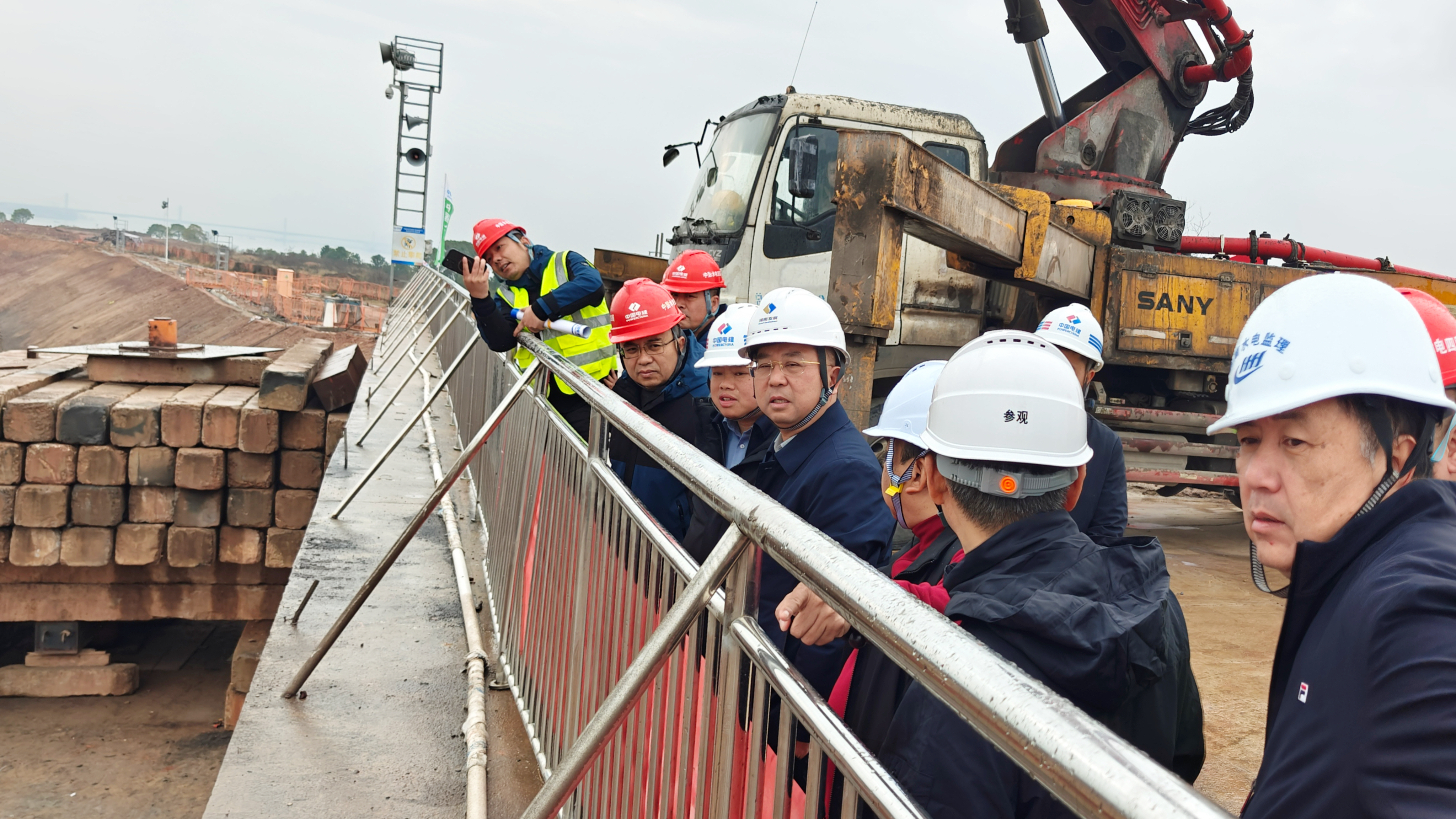 劉志剛一行調(diào)研株洲航電擴機項目建設(shè)及株洲航電分公司安全生產(chǎn)工作